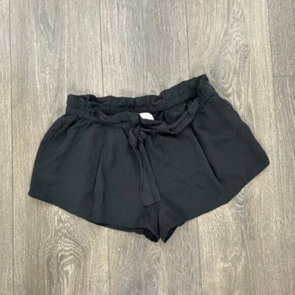 Wilfred Aritzia Montrouge Shorts Crepe Paperbag Waist Black Silk Size XXS - Picture 2 of 14